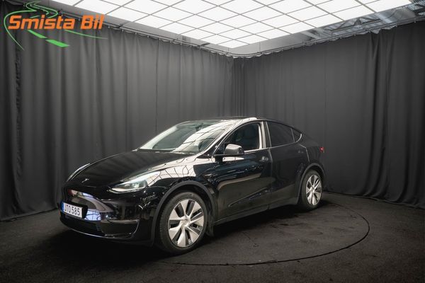 Tesla Model Y Long Range AWD DRAG 90.5%SoH PANO LÄDER 1-ÄGARE MOMS - 2023
