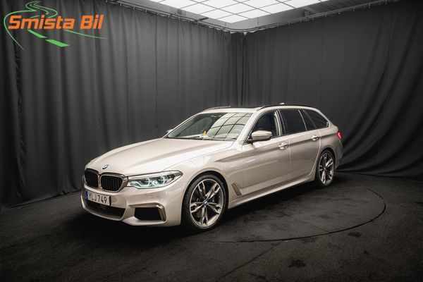 BMW M550 D xDrive ULTIMATE 1-ÄGARE B&W PANO N-VISION DRAG MASSAGE - 2018