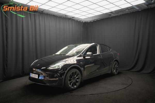 Tesla Model Y Long Range AWD DRAG 20'' PANO LÄDER 1-ÄGARE MOMS - 2023