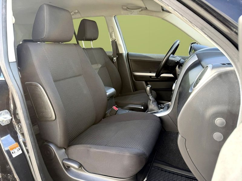 Suzuki Grand Vitara bild 10