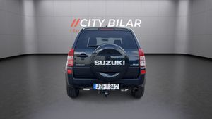 Suzuki Grand Vitara bild 6