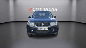 Suzuki Grand Vitara bild 2