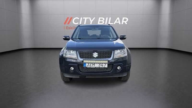 Suzuki Grand Vitara bild 2