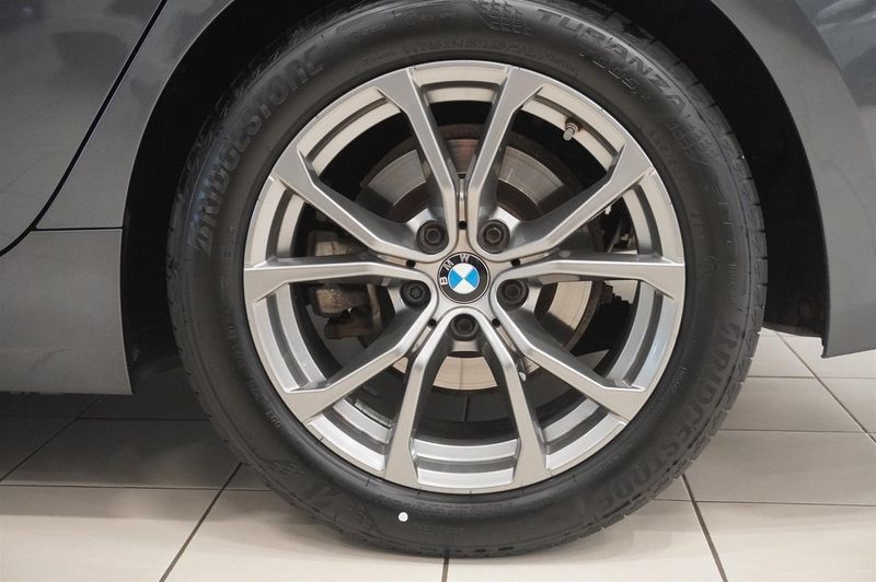 BMW 320 bild 5