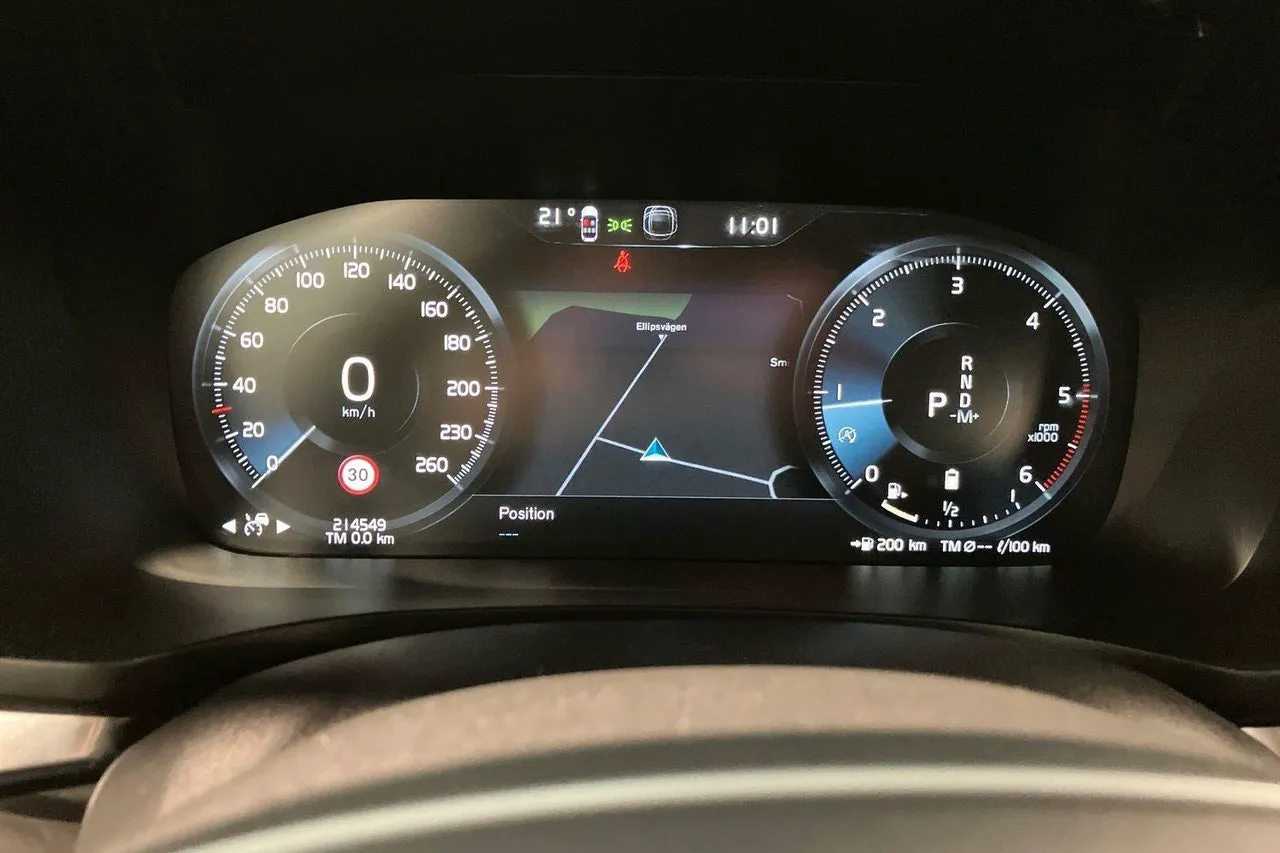 Vehicle image 14