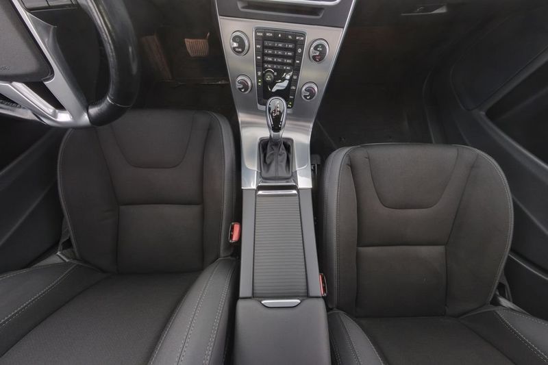 Volvo V60 bild 18