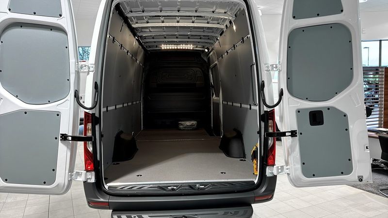 Mercedes Sprinter bild 5
