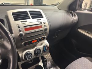 Toyota Urban Cruiser bild 17