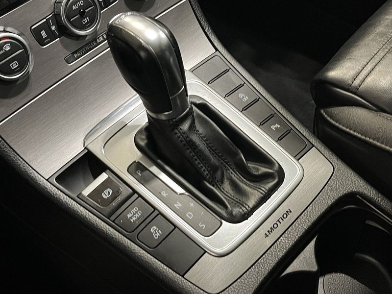 Volkswagen Passat bild 16