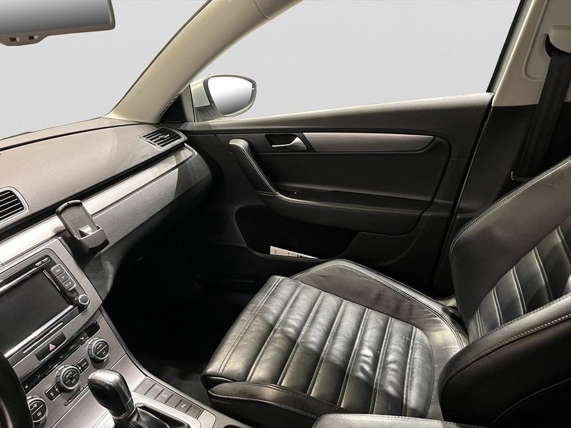 Volkswagen Passat bild 15