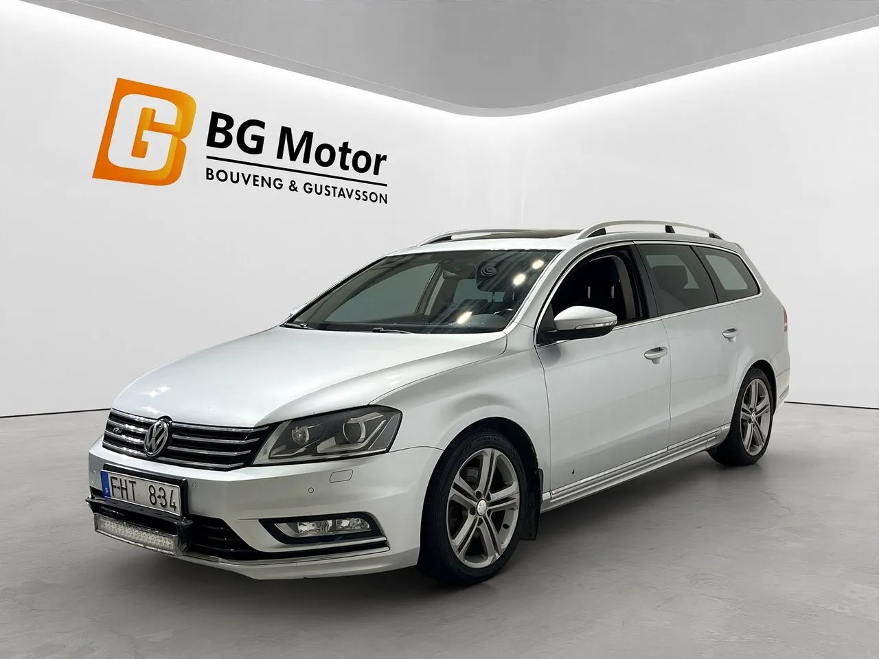 Vehicle image 7