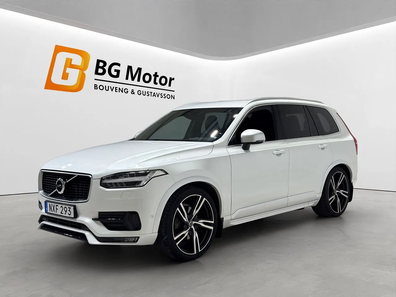 Vehicle image 7