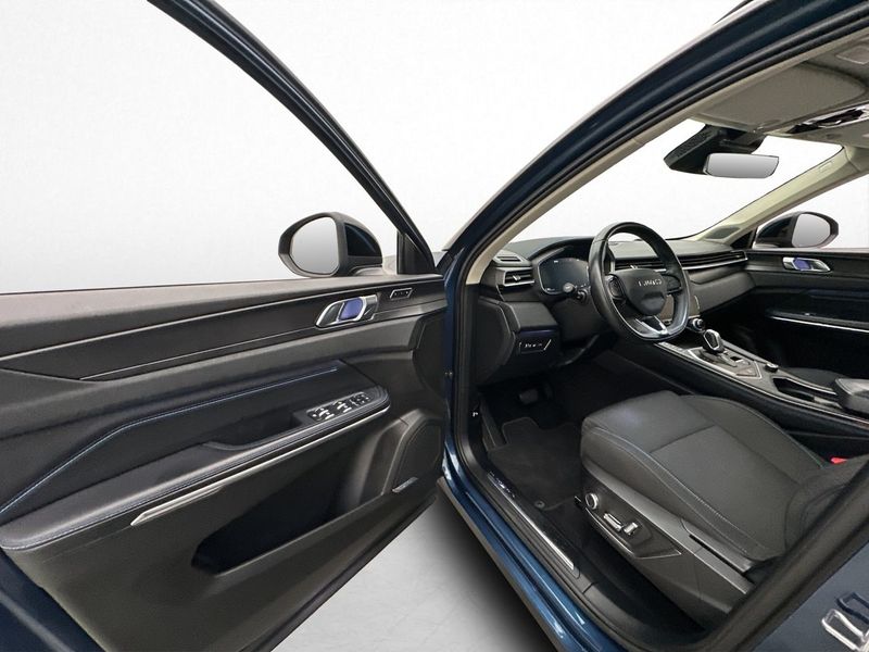 Lynk & Co 01 bild 11