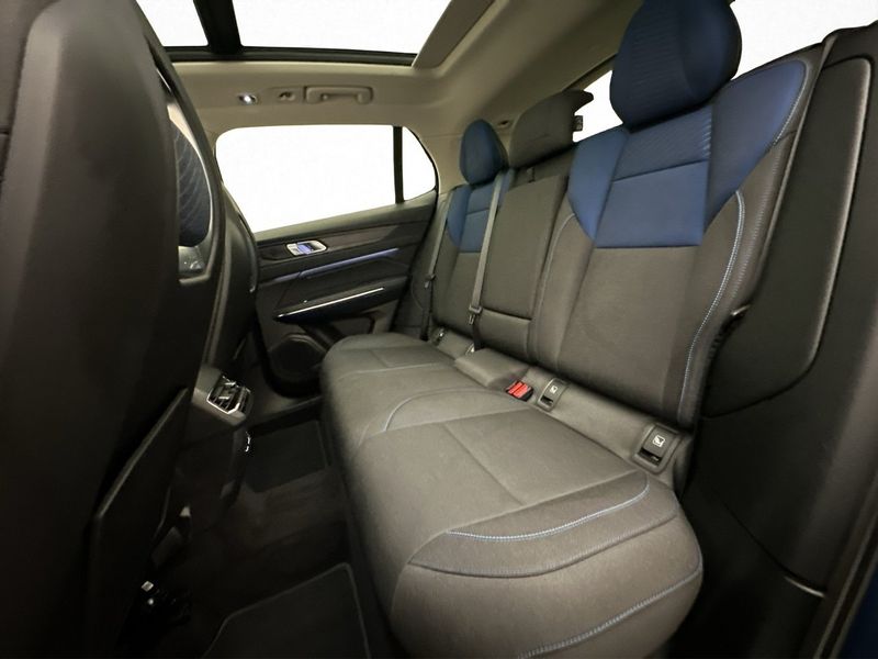 Lynk & Co 01 bild 17