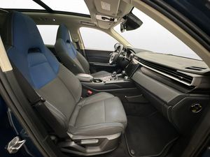 Lynk & Co 01 bild 15