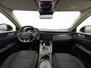 Lynk & Co 01 bild 13