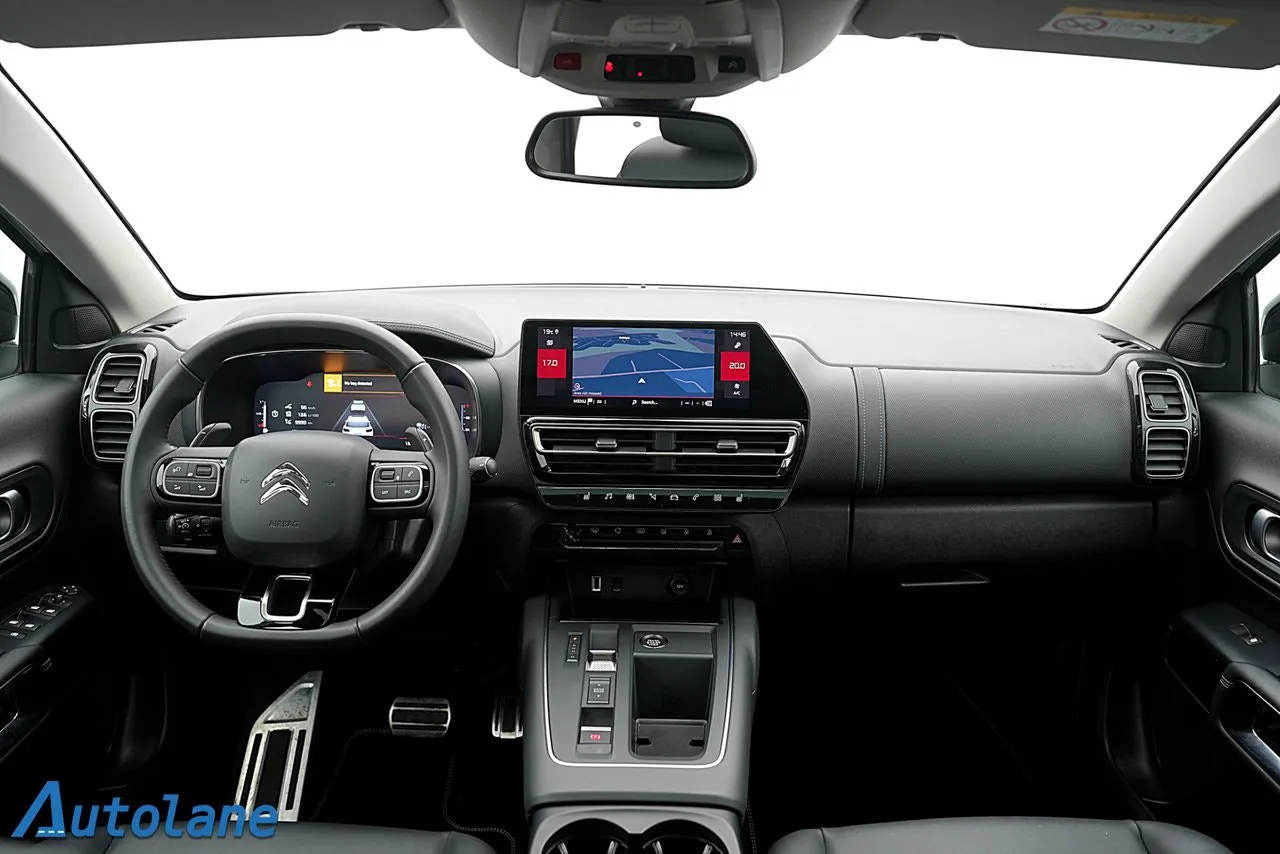 Vehicle image 20