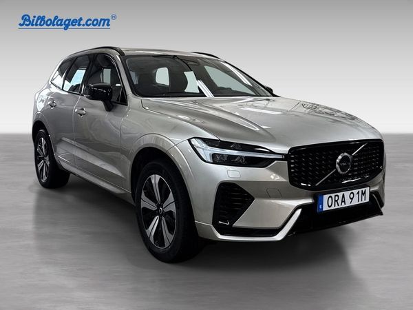 Volvo XC60 T6 Plus Dark Edition - 2025