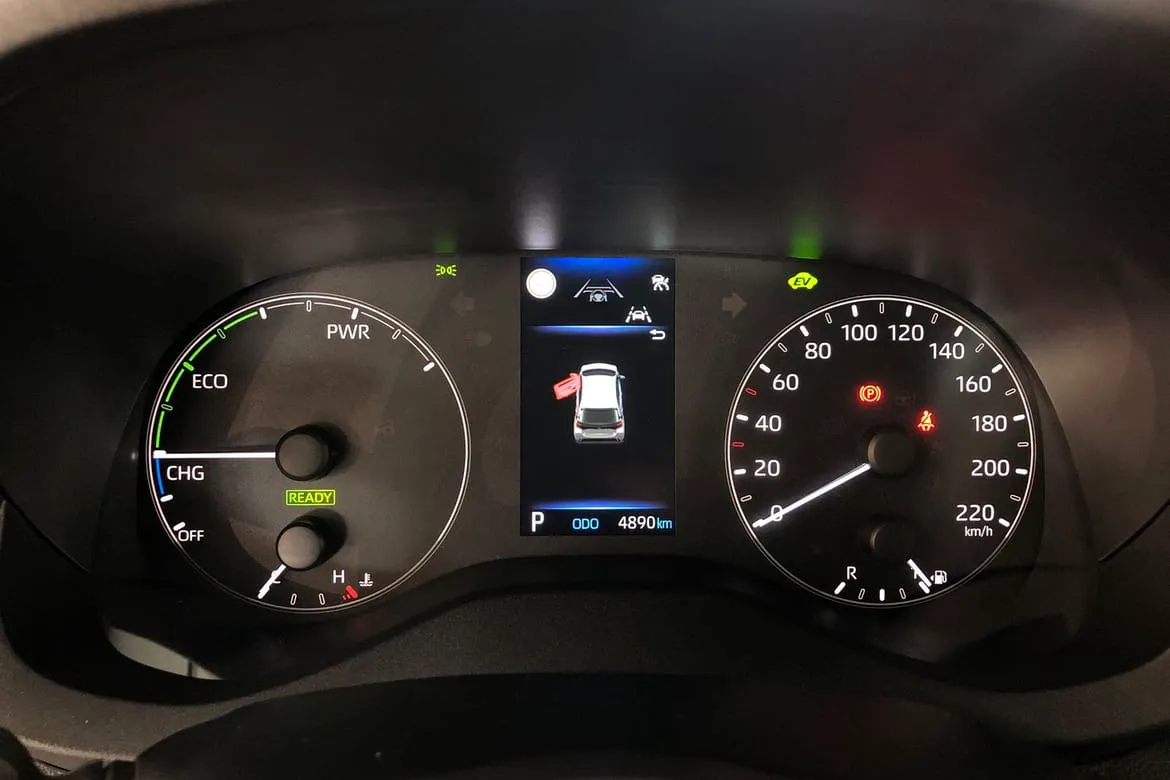 Vehicle image 15