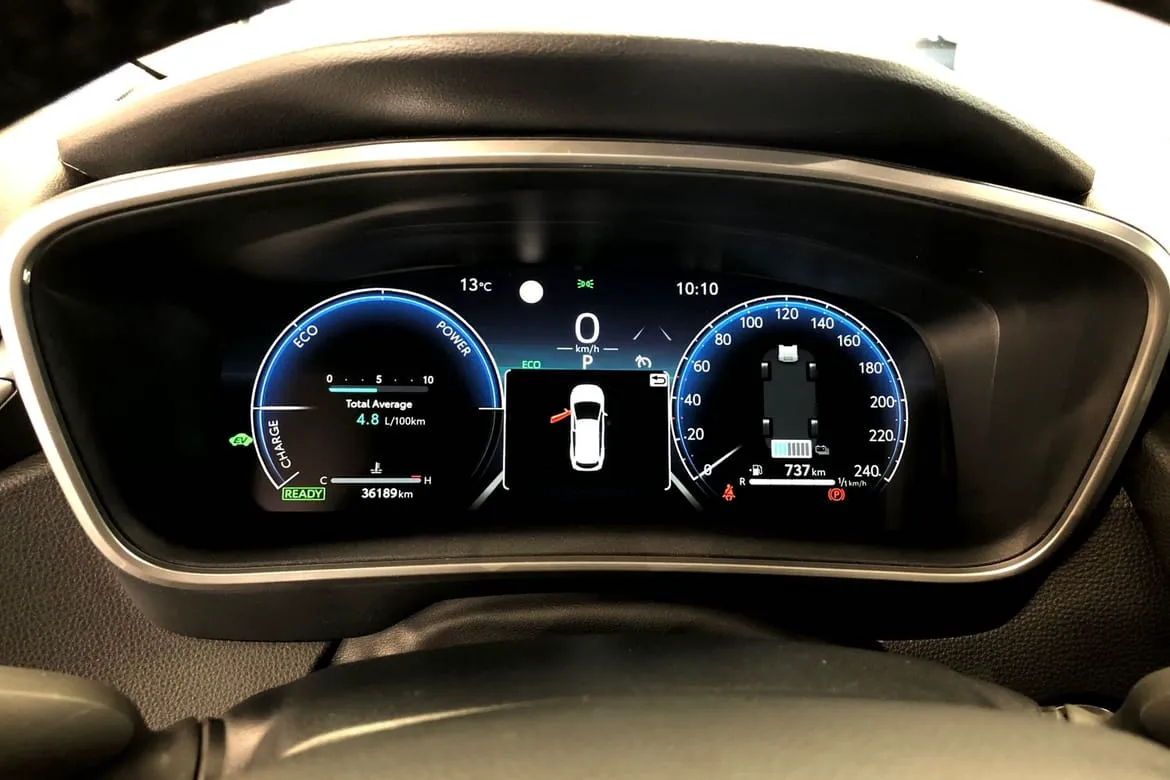 Vehicle image 15