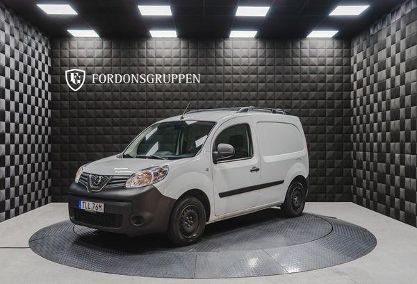 Nissan NV250 2.0t 1.5 dCi 80hk / Drag / Carplay / Kamera - 2021