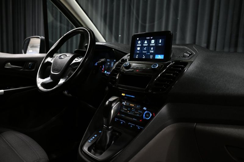 Ford Tourneo Connect bild 36