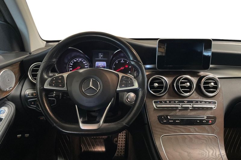 Mercedes GLC250 bild 13
