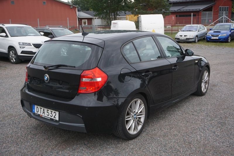 BMW 118 bild 2