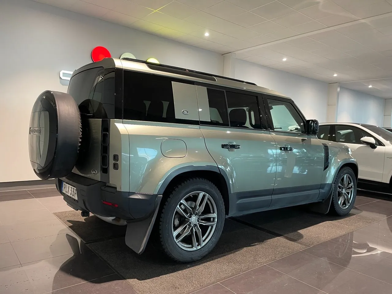 Land Rover Defender bild 9