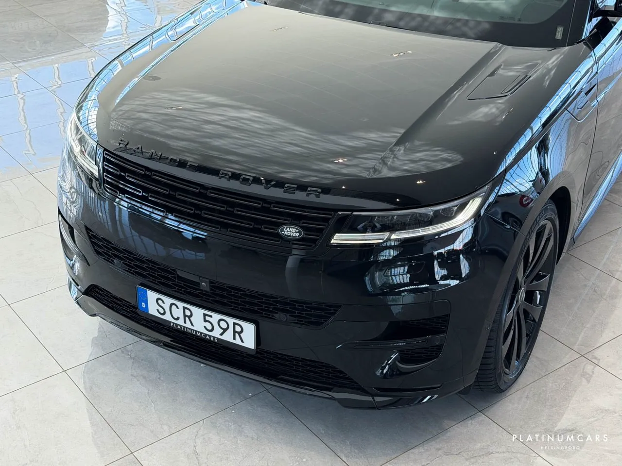 Vehicle image 21