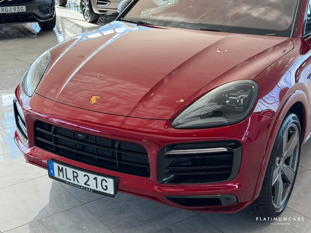 Vehicle image 19