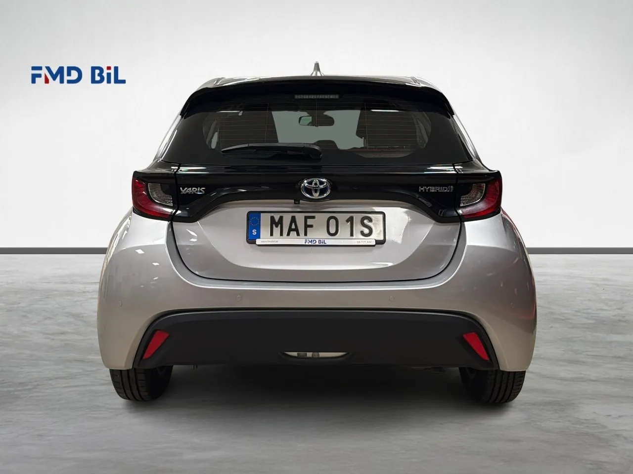 Vehicle image 5