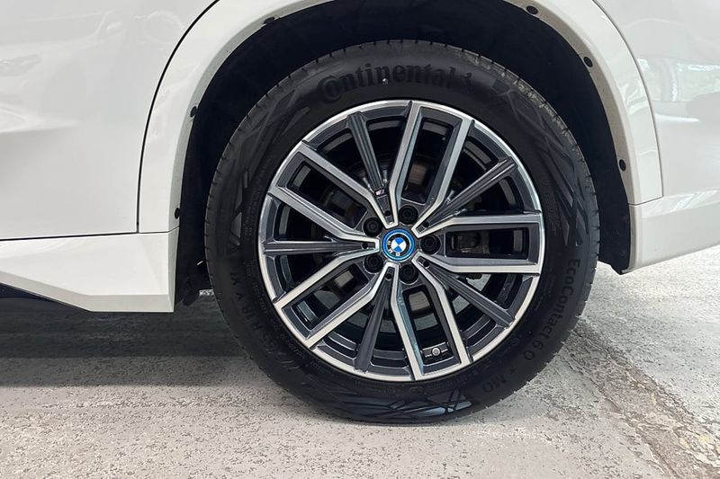 BMW X1 bild 15