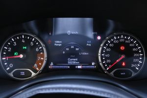 Jeep Renegade bild 22