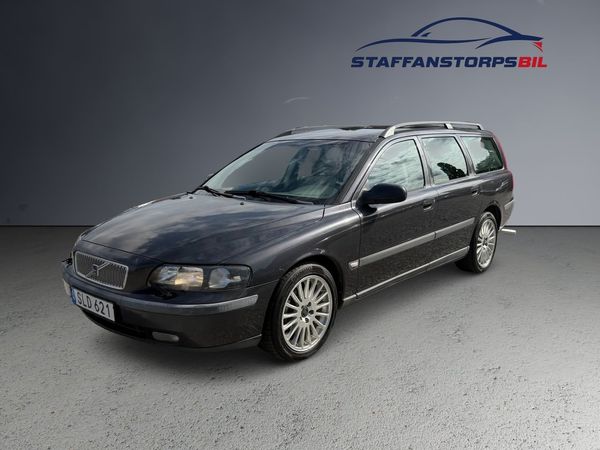 Volvo V70 2.4 Business | NYBES - 2001