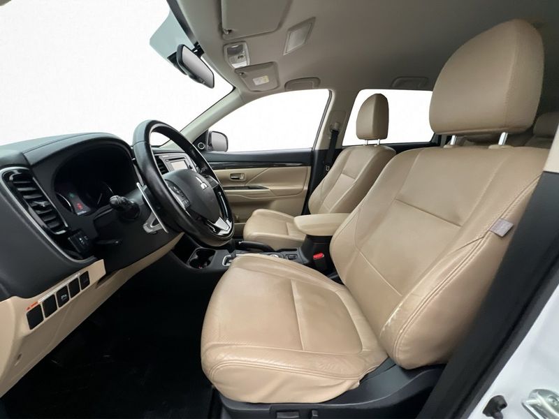 Mitsubishi Outlander bild 22