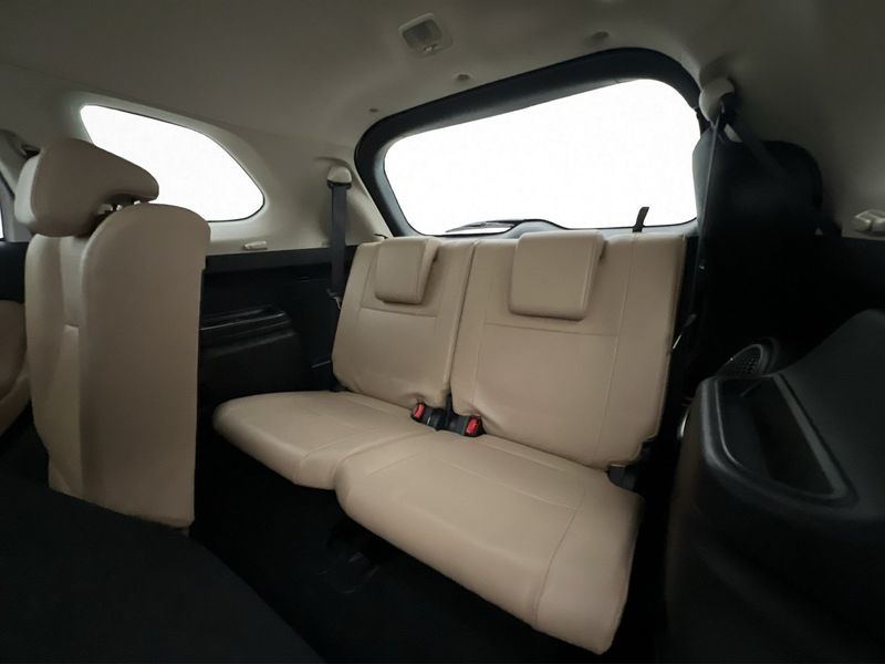 Mitsubishi Outlander bild 17