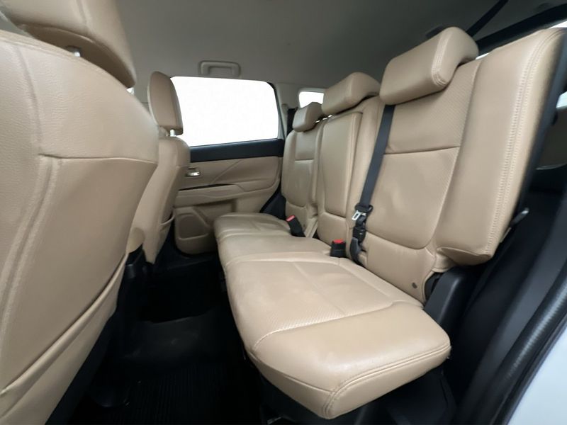 Mitsubishi Outlander bild 20