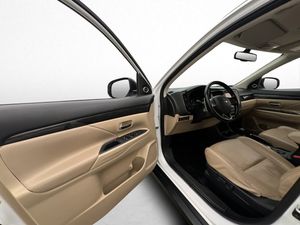 Mitsubishi Outlander bild 13