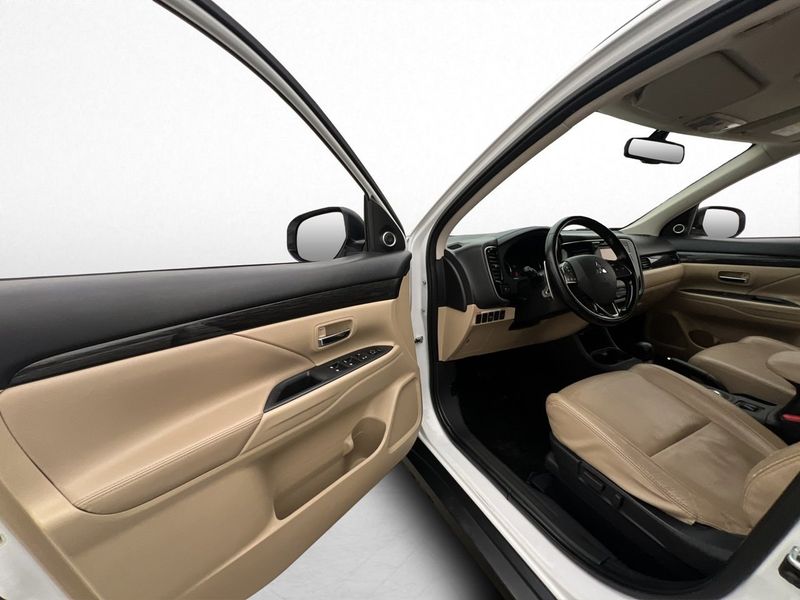 Mitsubishi Outlander bild 13