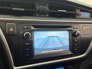 Toyota Auris bild 11