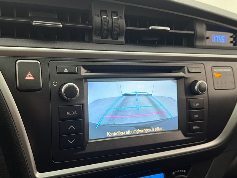 Toyota Auris bild 11