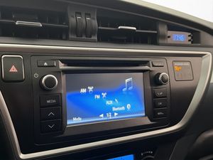 Toyota Auris bild 22