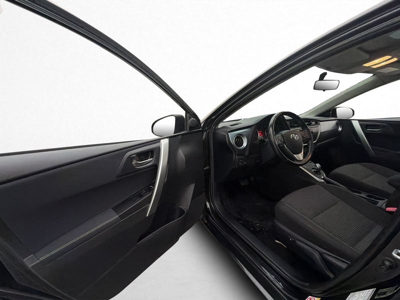 Toyota Auris bild 18