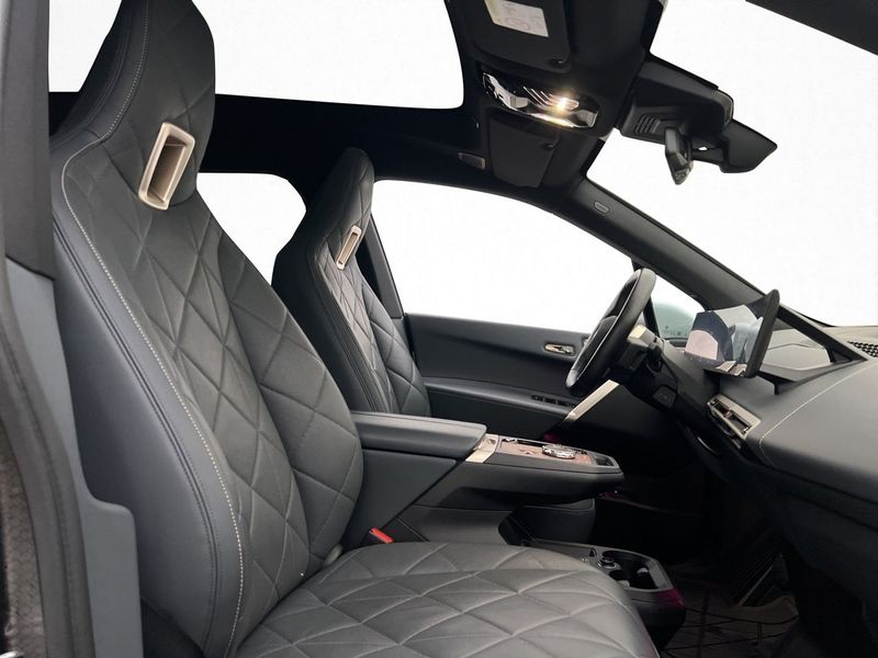 BMW iX bild 37