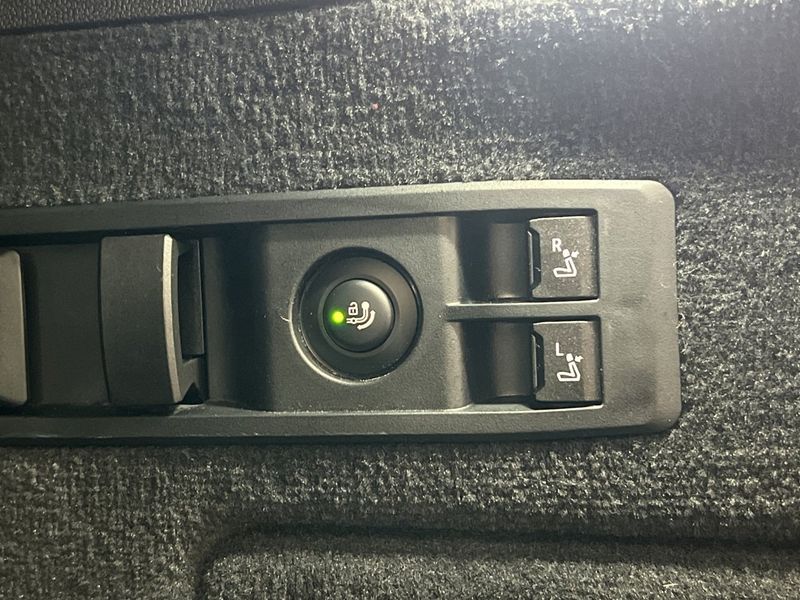 BMW iX bild 11