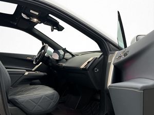 BMW iX bild 38