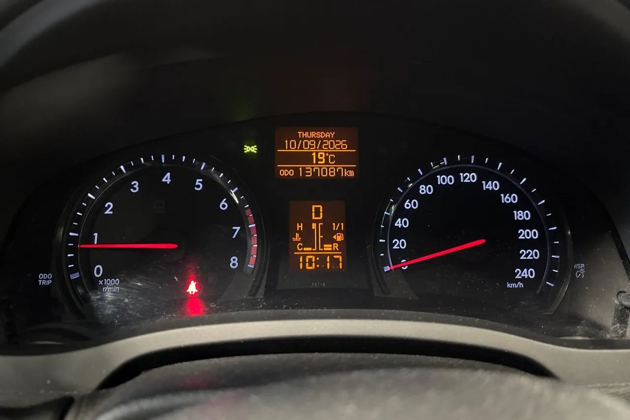 Vehicle image 16