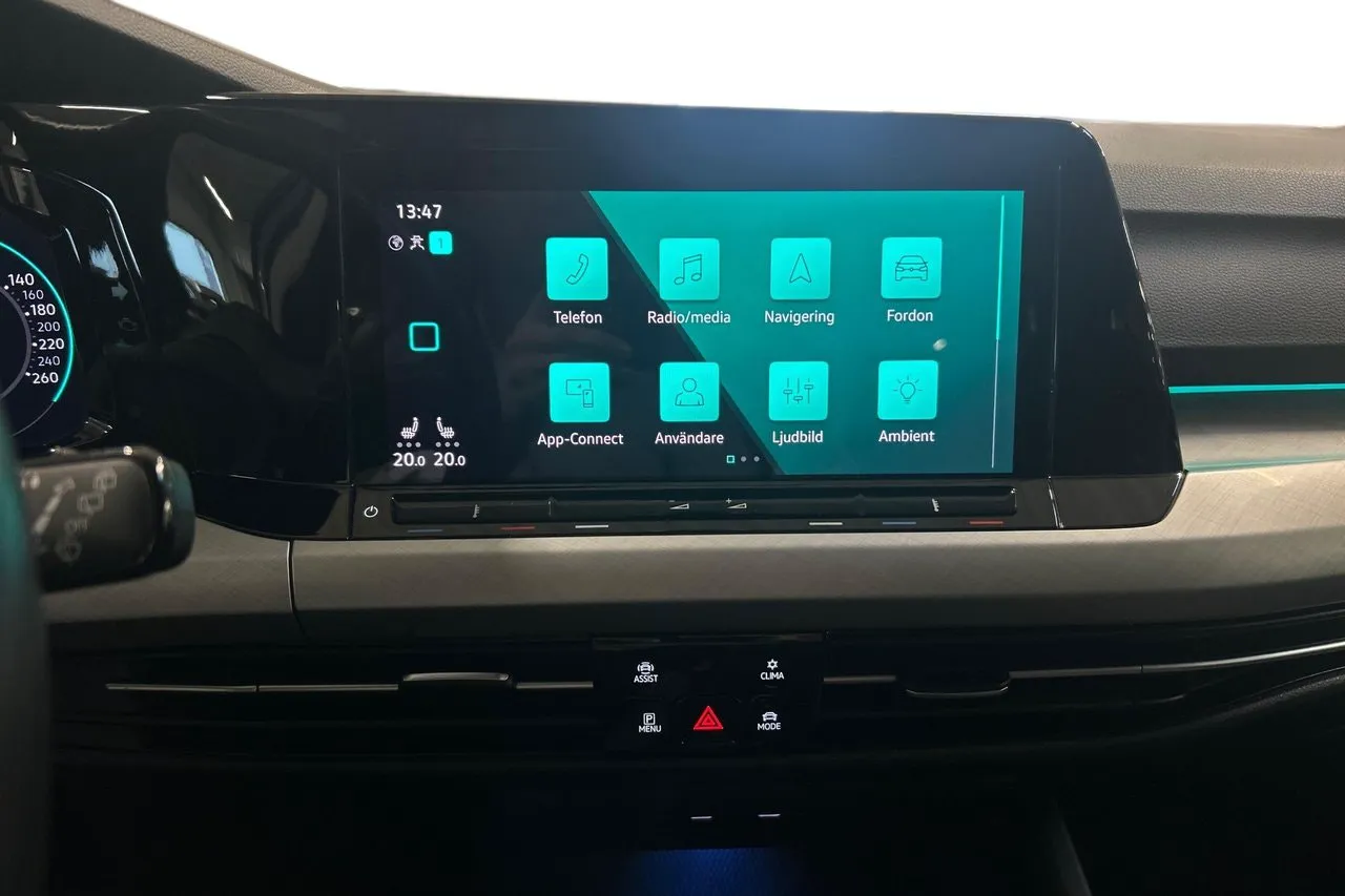 Vehicle image 21