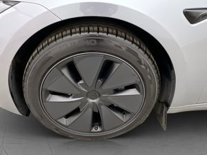 Tesla Model 3 bild 25